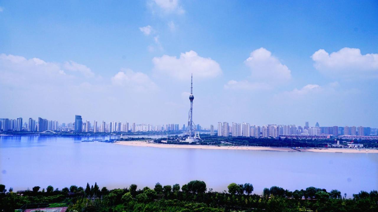Howard Johnson Xiangyu Plaza Linyi Linyi  Dış mekan fotoğraf