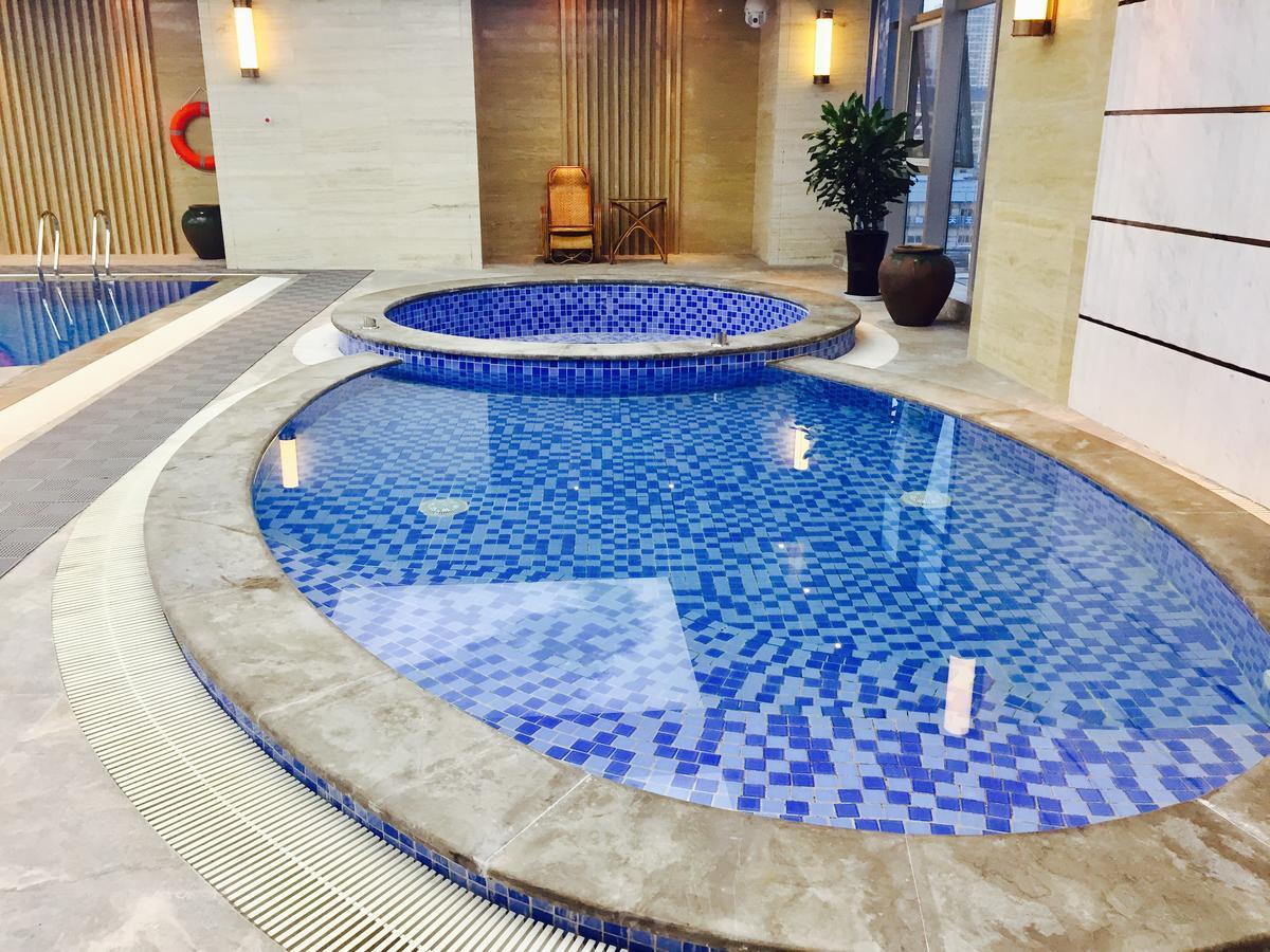 Howard Johnson Xiangyu Plaza Linyi Linyi  Dış mekan fotoğraf